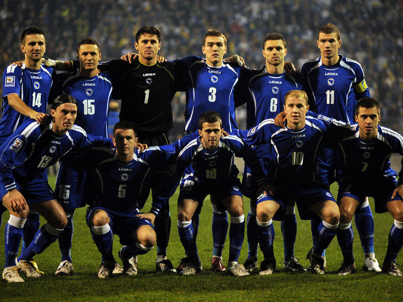 西班牙队惨败波黑,形势严峻 西班牙队惨败波黑,形势严峻