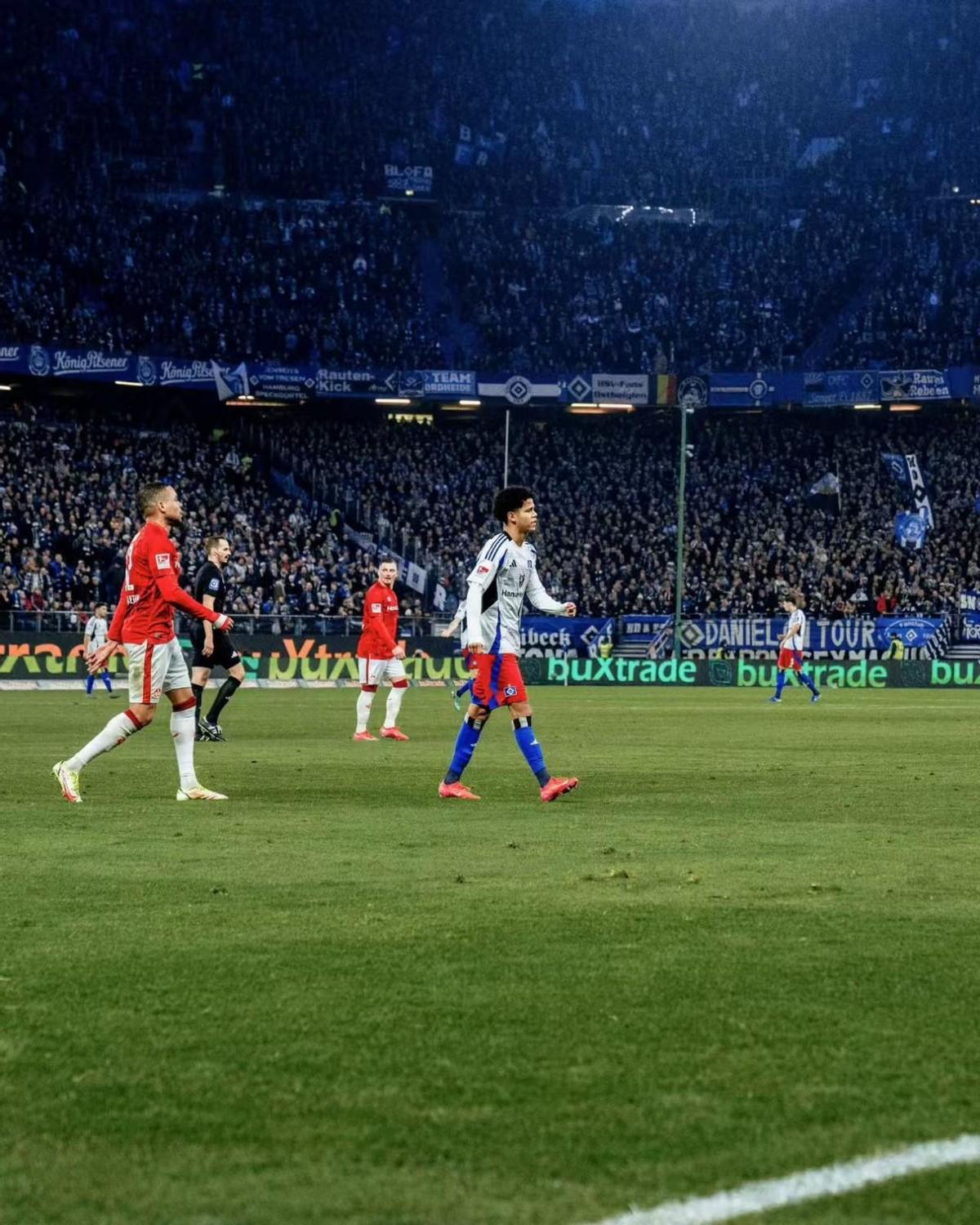 汉堡客场失利,德甲排名继续下滑的简单介绍 汉堡客场失利,德甲排名继续下滑的简单介绍