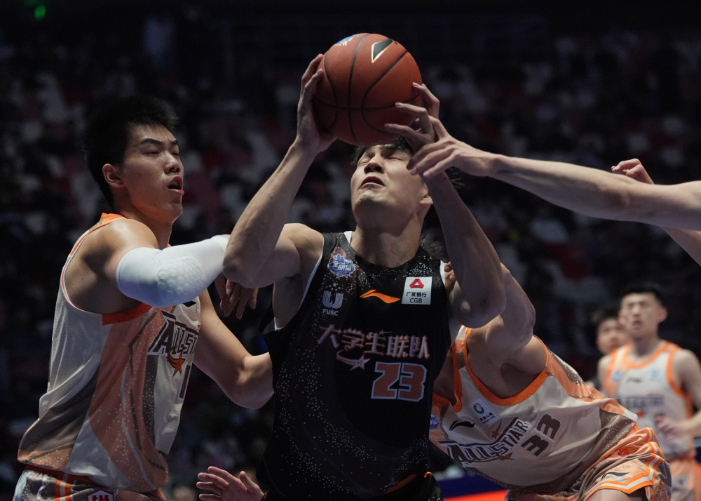 篮球比赛重新开始,球员备战备战全明星赛的简单介绍 篮球比赛重新开始,球员备战备战全明星赛的简单介绍