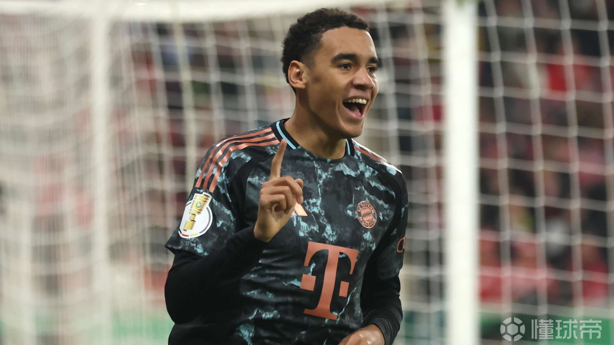 爱游戏直播-关于不莱梅队在客场比赛取得胜利，士气大涨的信息