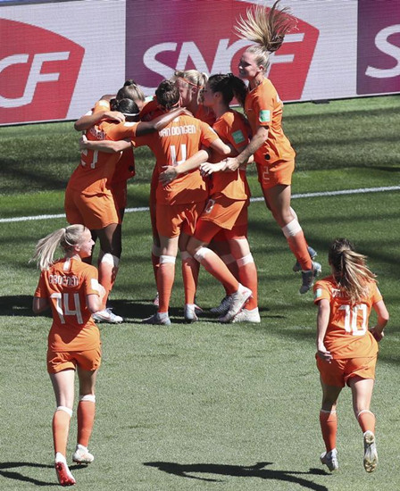 包含意大利女足挑战新高峰,迎战强敌的词条 包含意大利女足挑战新高峰,迎战强敌的词条