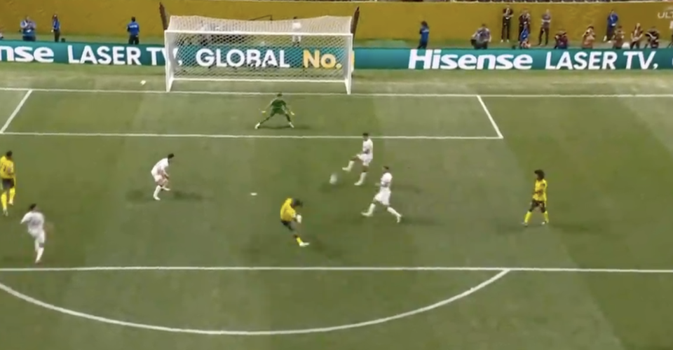 爱游戏网站-塞尔维亚锋线拉莫斯威猛力撞，梅开二度帮助球队胜出！的简单介绍