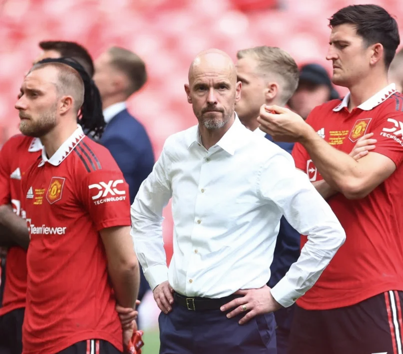 爱游戏链接-曼联客场不敌对手，遭遇惨败