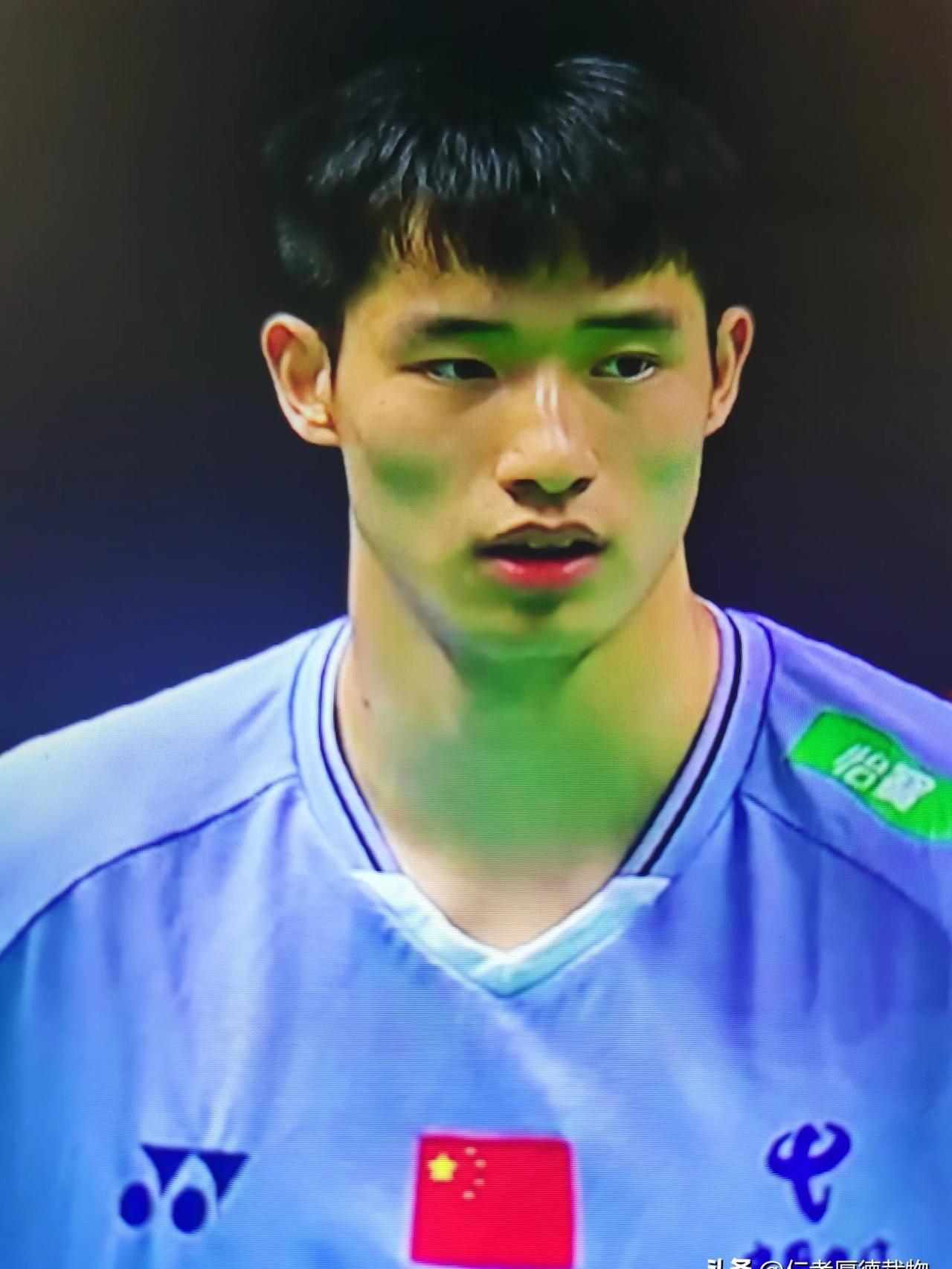 泰国选手勇往直前,取得胜利 泰国选手勇往直前,取得胜利