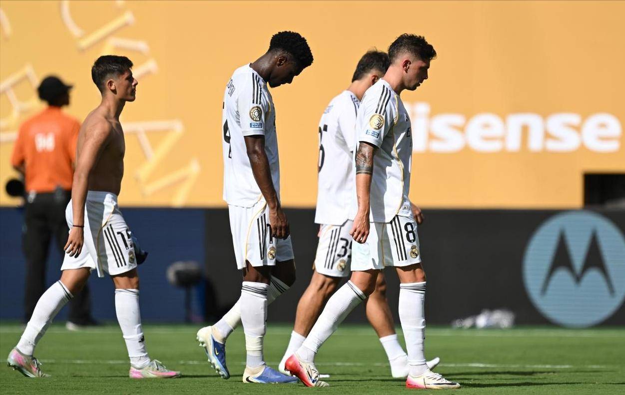 包含阿拉巴抵达西班牙!皇马新援助登场,球队士气飙升的词条 包含阿拉巴抵达西班牙!皇马新援助登场,球队士气飙升的词条