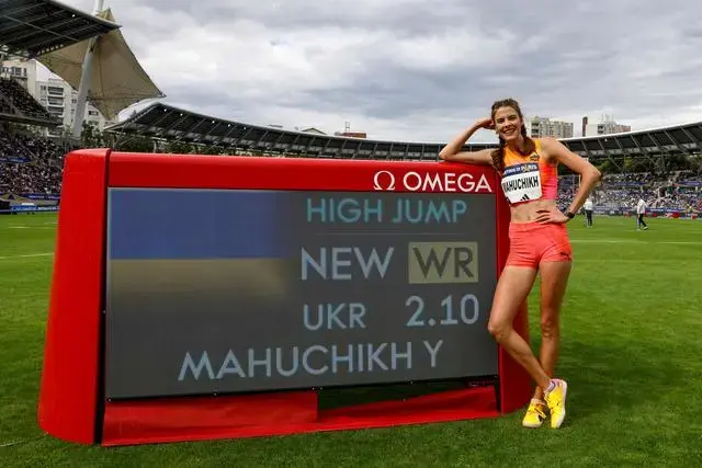 乌克兰男子跳高选手飘逸飞越,再获佳绩 乌克兰男子跳高选手飘逸飞越,再获佳绩
