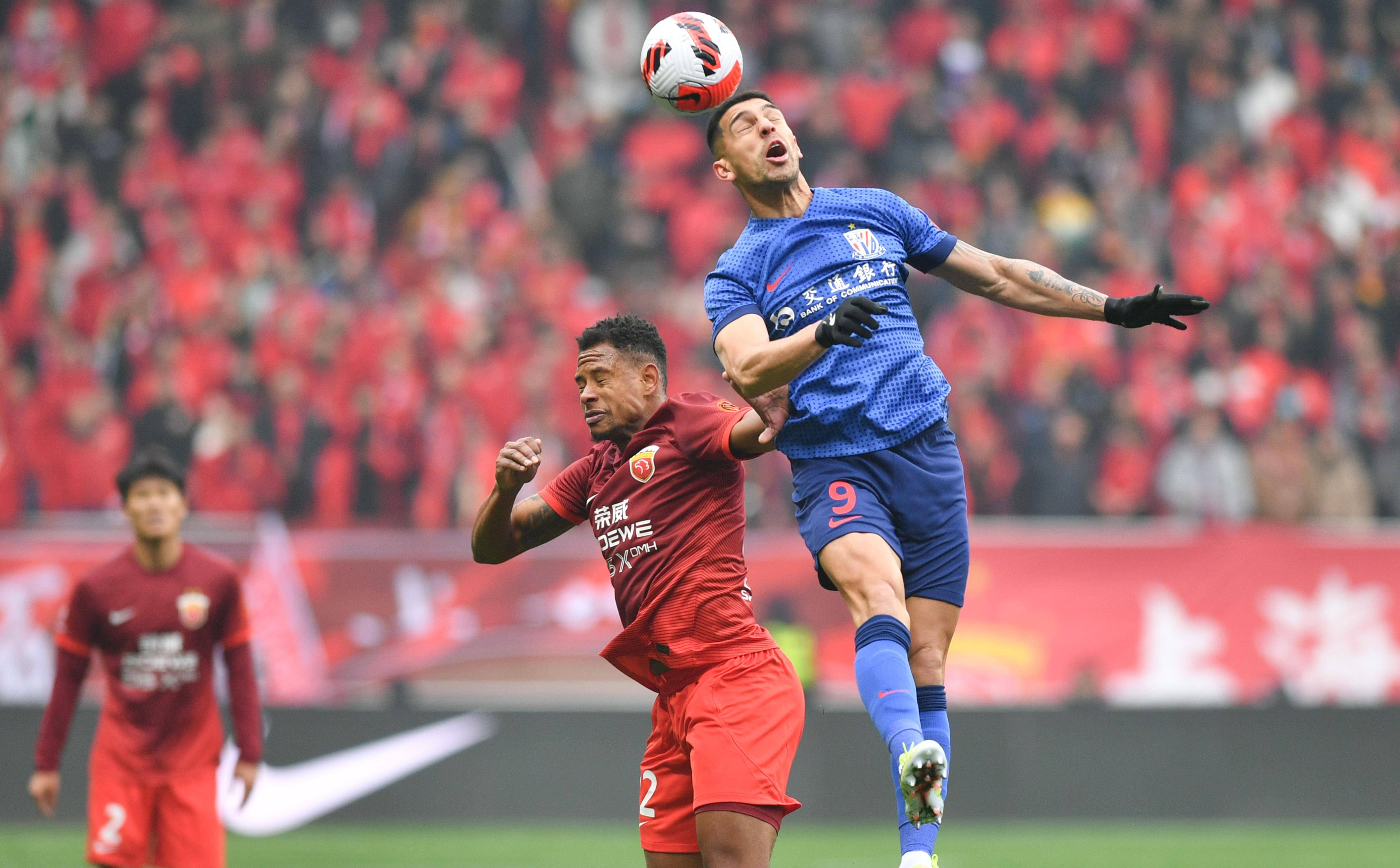 爱游戏地址-包含欢呼声不断！比赛风云变幻引人瞩目的词条